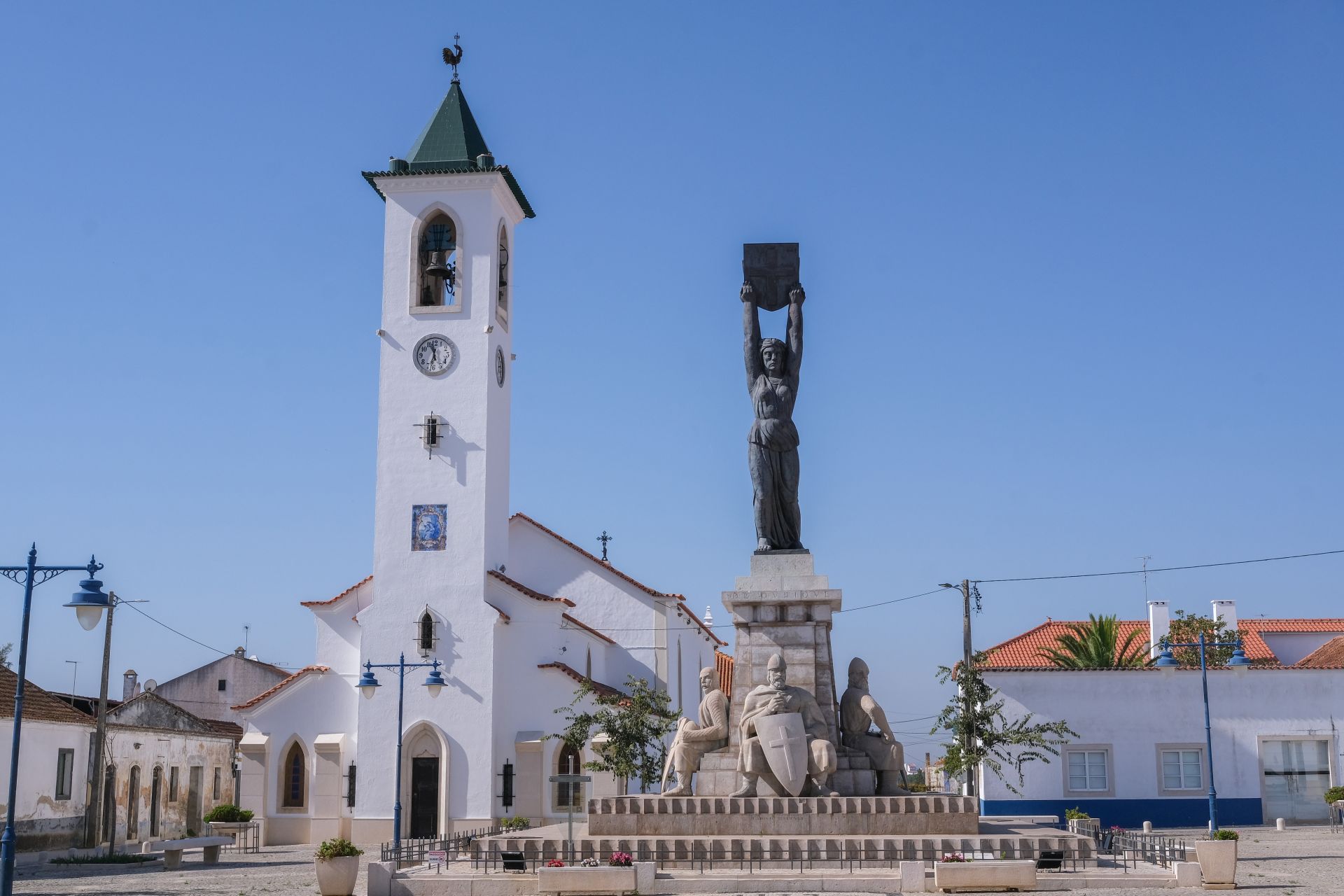 Monumento alusivo à Batalha de Ourique