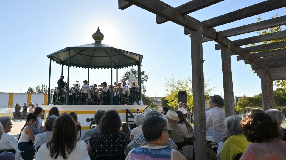 Há Música no Coreto...