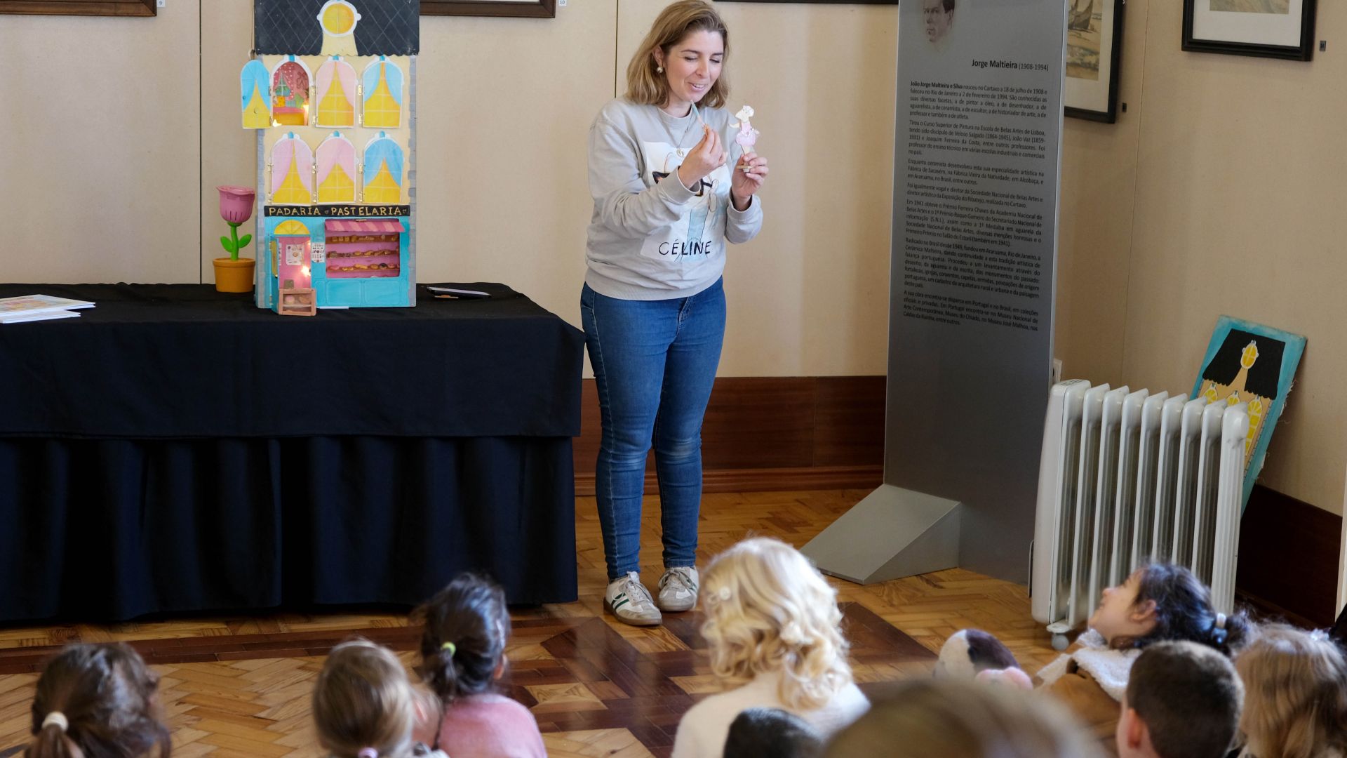 Hora do Conto na Biblioteca Municipal Marcelino Mesquita